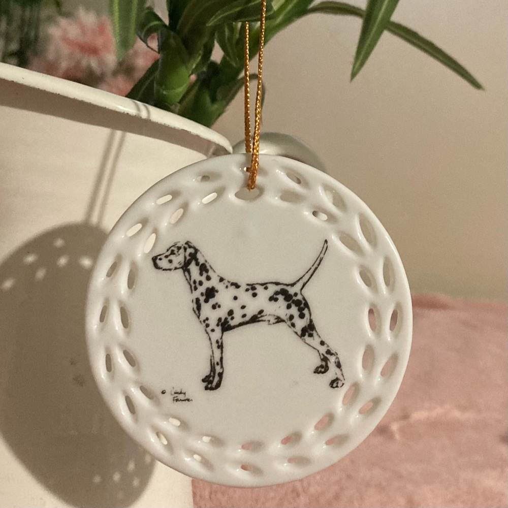 Collectable ‘CindyFarmer’ signed, Dalmatian glass ornament/ Pet decoration.